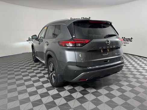 Used 2023 Nissan Rogue SL image 11