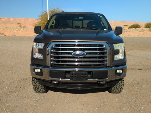 Used 2015 Ford F150 XLT w/ Equipment Group 302A Luxury image 9