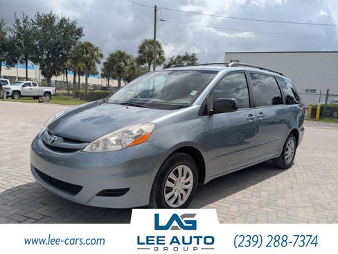 Used 2007 Toyota Sienna CE image 6
