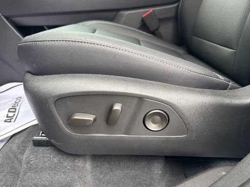 New 2026 Chevrolet Traverse LT w/ Driver Confidence Package image 14