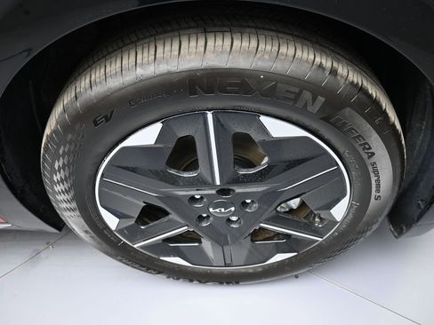 New 2025 Kia EV6 Wind image 13