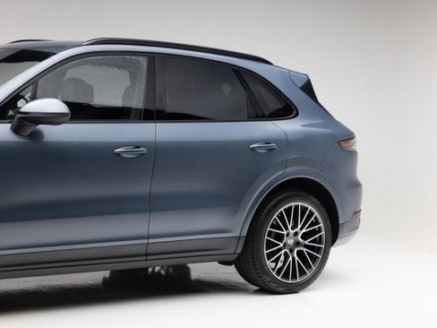 Used 2019 Porsche Cayenne image 31