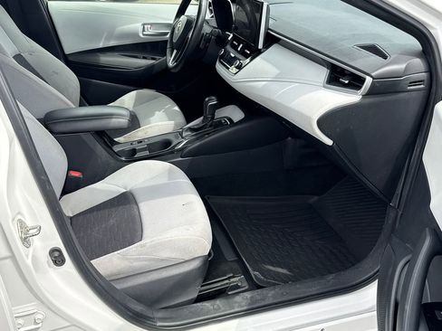 Used 2023 Toyota Corolla SE image 13