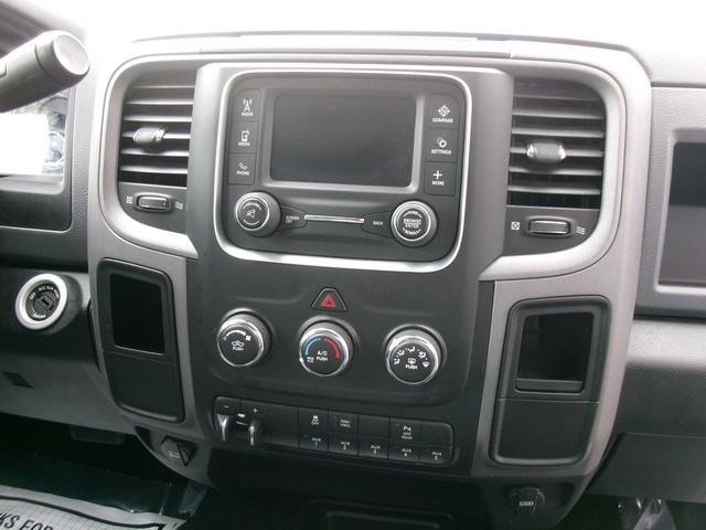 Used 2017 RAM 2500 Tradesman w/ Chrome Appearance Group AWD/4WD image 18