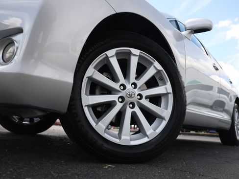 Used 2011 Toyota Venza FWD image 24