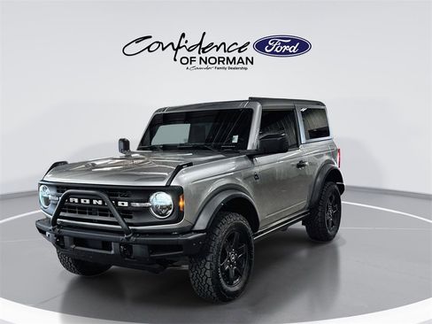 Used 2024 Ford Bronco Black Diamond image 3