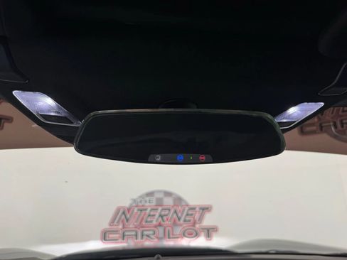 Used 2018 Chevrolet Corvette Stingray Coupe w/ Battery Protection Package image 22