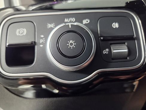 Used 2023 Mercedes-Benz CLA 250 image 19