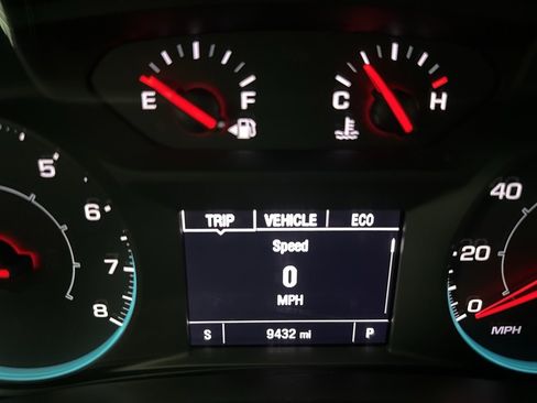 Used 2022 Chevrolet Equinox LS image 26