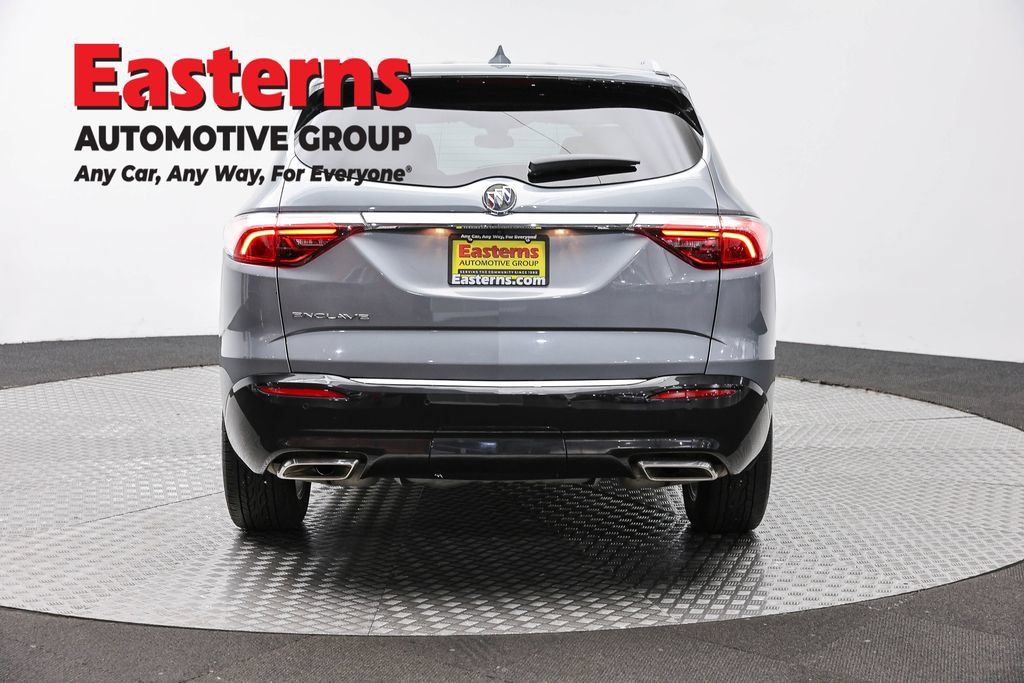 Used 2023 Buick Enclave Essence w/ Experience Buick Package FWD image 8