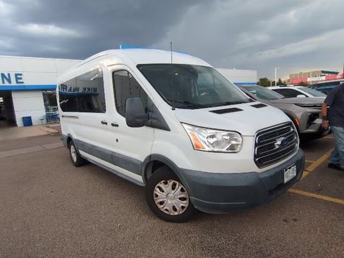 Used 2017 Ford Transit 350 XLT RWD image 2