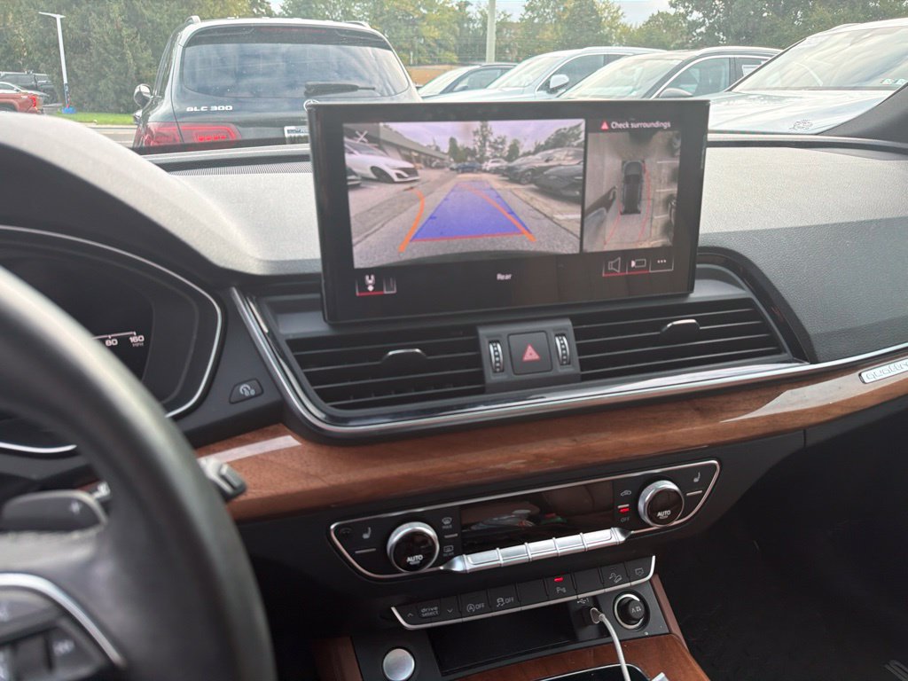 Used 2021 Audi Q5 2.0T Premium Plus w/ Premium Plus Package AWD/4WD image 7
