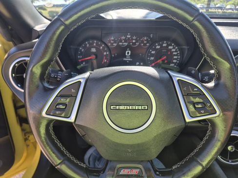 Used 2016 Chevrolet Camaro SS RWD image 25