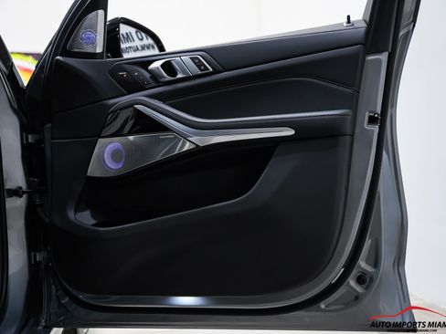 Used 2024 BMW ALPINA XB7 AWD/4WD image 51
