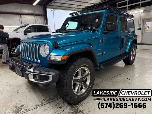 Used 2019 Jeep Wrangler Unlimited Sahara w/ Uconnect 4C Nav & Sound Group AWD/4WD image 1