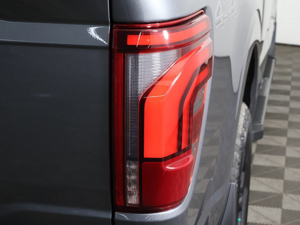 Used 2025 Ford F150 Lariat AWD/4WD image 20