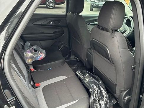 Used 2023 Chevrolet TrailBlazer LT w/ Convenience Package AWD/4WD image 5