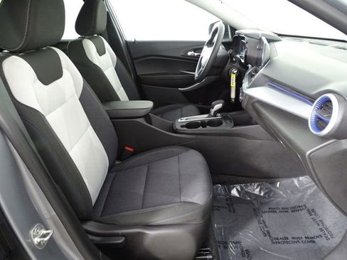 Used 2024 Chevrolet Trax LS image 14