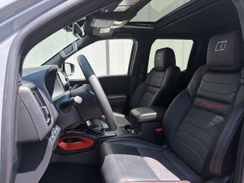 Used 2026 Nissan Frontier PRO-4X w/ Pro Premium Package AWD/4WD image 14