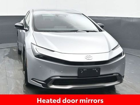 Used 2025 Toyota Prius XLE image 10