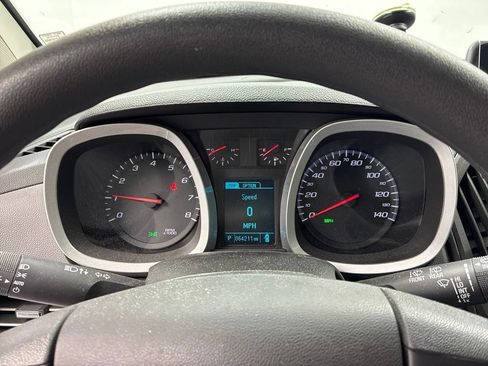 Used 2017 Chevrolet Equinox LS FWD image 16