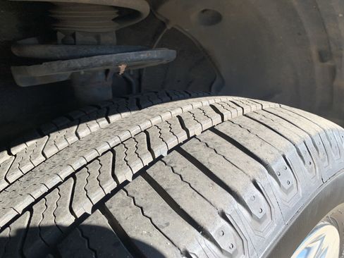 Used 2016 Toyota Highlander Limited image 12