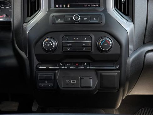 Used 2021 Chevrolet Silverado 1500 Custom Trail Boss w/ LPO, Dark Essentials Package AWD/4WD image 20