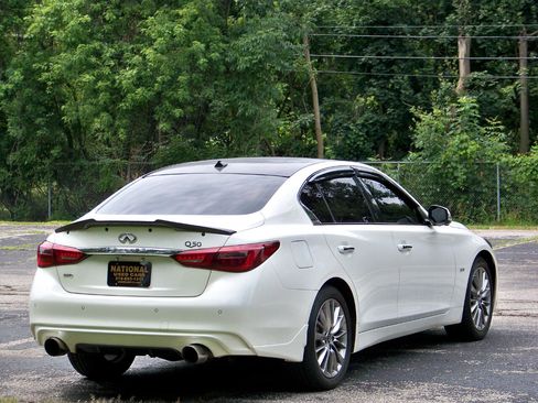 Used 2018 INFINITI Q50 Luxe w/ Sensory Package (Luxe) image 4