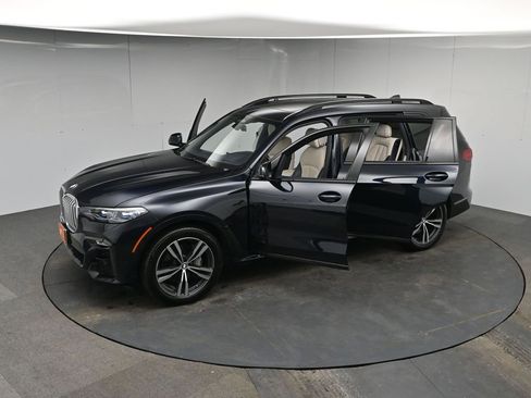 Used 2019 BMW X7 xDrive50i w/ M Sport Package image 68
