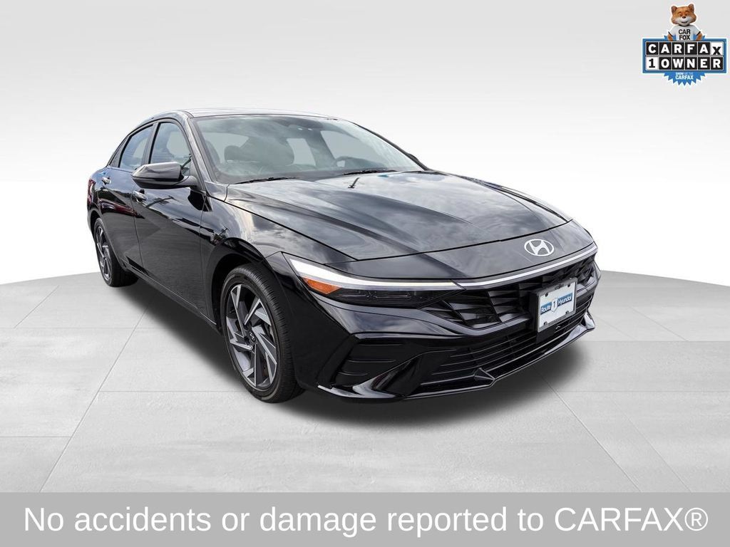 Used 2025 Hyundai Elantra Limited w/ Cargo Package FWD 360° Tour