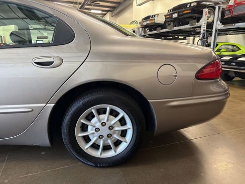 Used 1998 Chrysler Concorde LX image 59