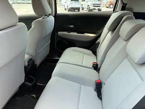 Used 2021 Honda HR-V LX image 15