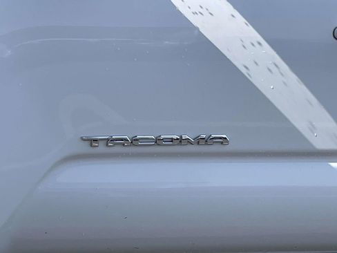 Used 2023 Toyota Tacoma SR5 w/ Technology Package image 23