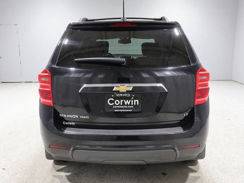 Used 2017 Chevrolet Equinox LT w/ Convenience Package AWD/4WD image 3