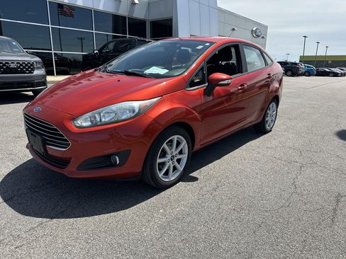 Used 2019 Ford Fiesta SE w/ Equipment Group 201A FWD image 9