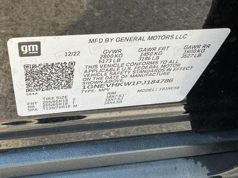 Used 2023 Chevrolet Traverse LT image 27