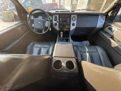 Used 2012 Ford Expedition Limited image 25