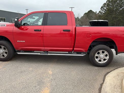 Used 2024 RAM 2500 Big Horn w/ Safety Group image 11