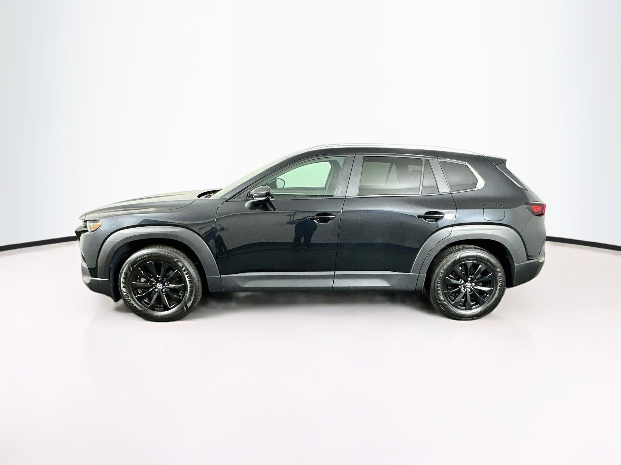 Used 2025 MAZDA CX-50 AWD 2.5 S w/ Premium Package image 4