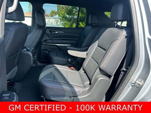 Certified 2025 Chevrolet Traverse Z71 w/ Driver Confidence Package image 15