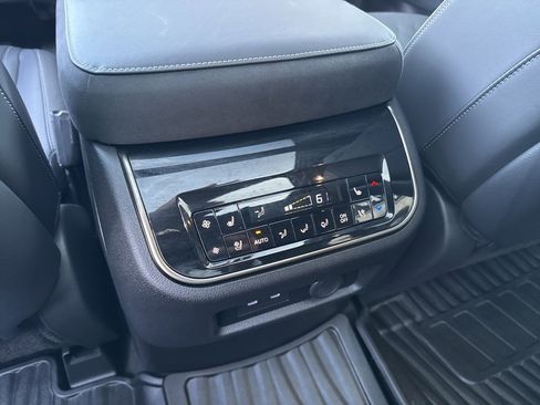 Used 2025 INFINITI QX80 Autograph image 45