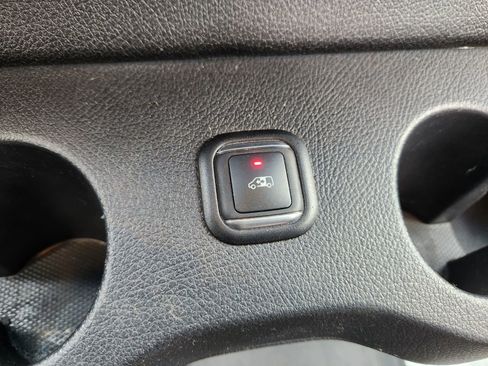 Used 2023 Mercedes-Benz Sprinter 2500 image 11