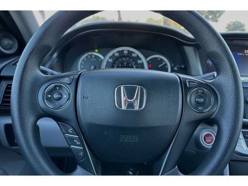 Used 2015 Honda Accord EX-L image 33