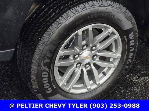 Used 2025 Chevrolet Colorado LT w/ LT Convenience Package RWD image 7