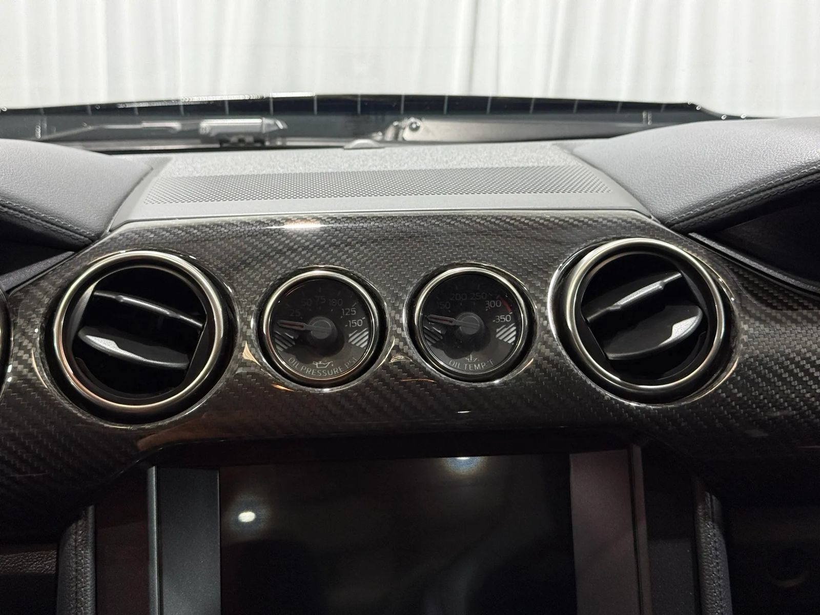 Used 2022 Ford Mustang Shelby GT500 w/ Carbon Fiber Track Pack RWD image 23