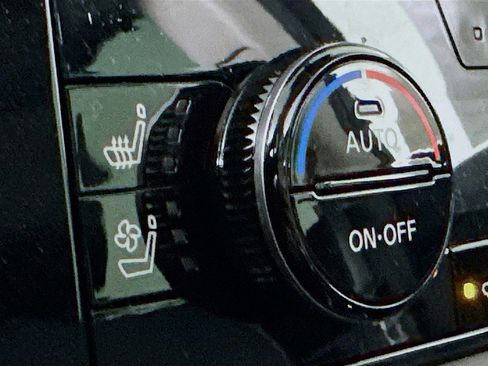 New 2025 Nissan Pathfinder Platinum w/ Cargo Package image 23