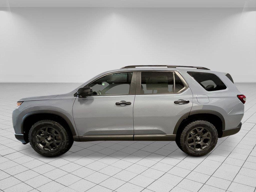 New 2026 Honda Pilot TrailSport image 2