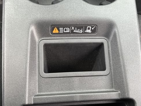 Used 2024 Honda Prologue EX image 15