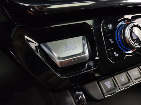 Used 2024 GMC Sierra 3500 AT4 w/ AT4 Premium Plus Package image 25