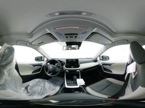 New 2025 Toyota RAV4 XLE image 66